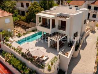 Luxury villa, Sale, Okrug, Okrug Gornji