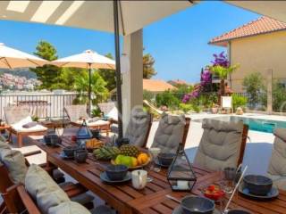 Luxury villa, Sale, Okrug, Okrug Gornji