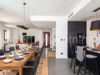 Luxury villa, Sale, Okrug, Okrug Gornji