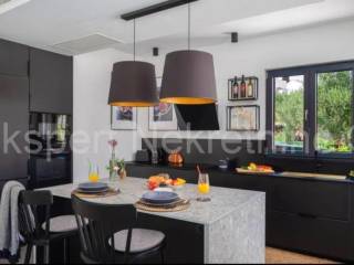 Luxury villa, Sale, Okrug, Okrug Gornji