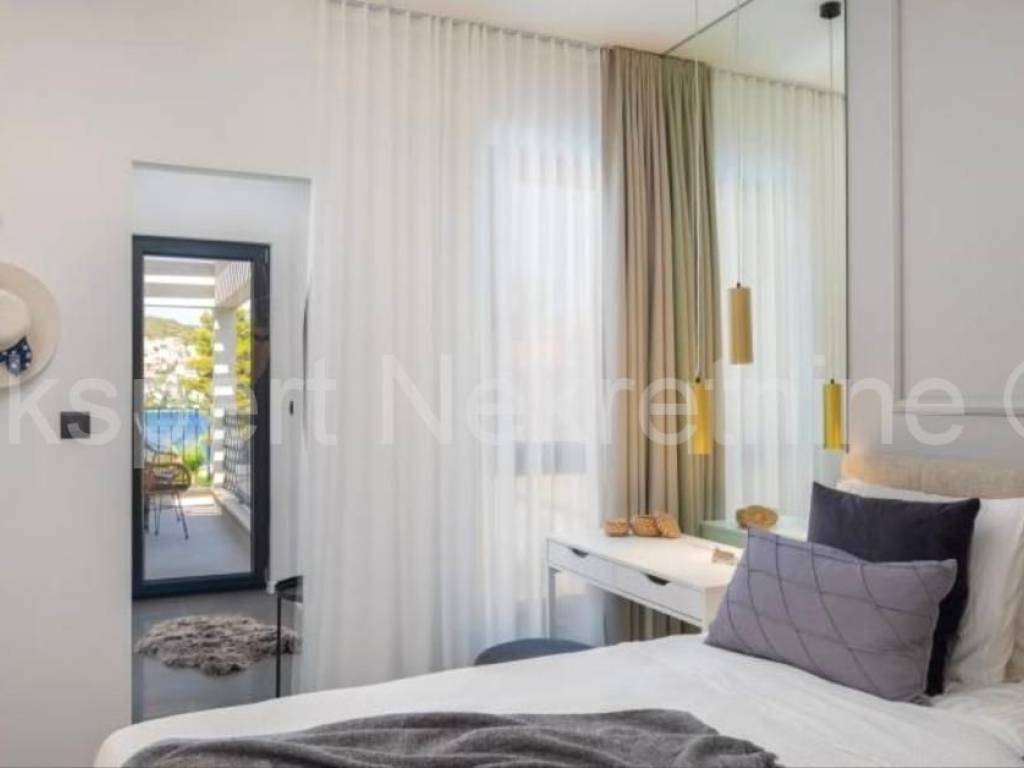 Luxury villa, Sale, Okrug, Okrug Gornji