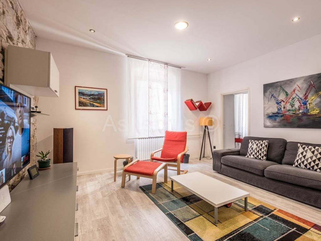 Flat in a building, Sale, Pula, Pula