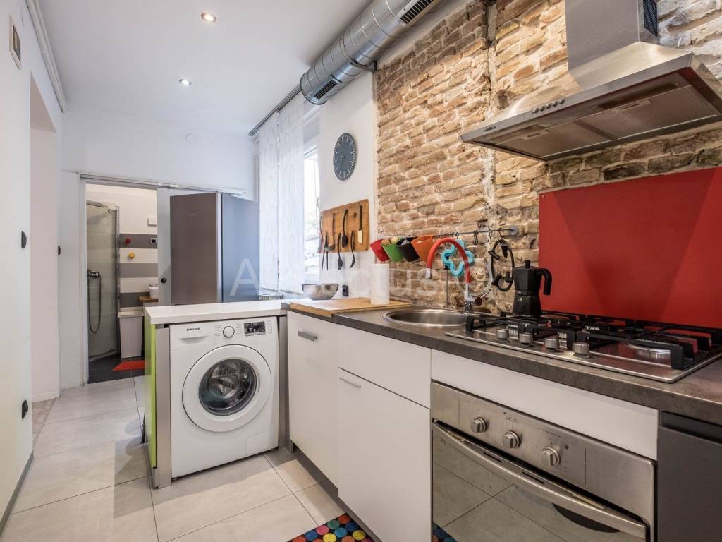 Flat in a building, Sale, Pula, Pula