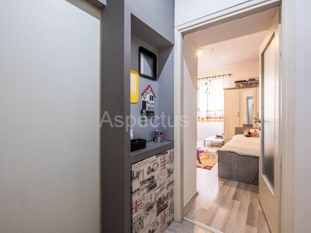 Flat in a building, Sale, Pula, Pula
