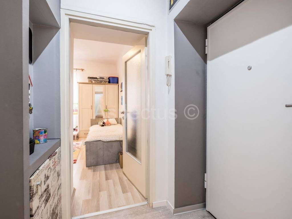 Flat in a building, Sale, Pula, Pula