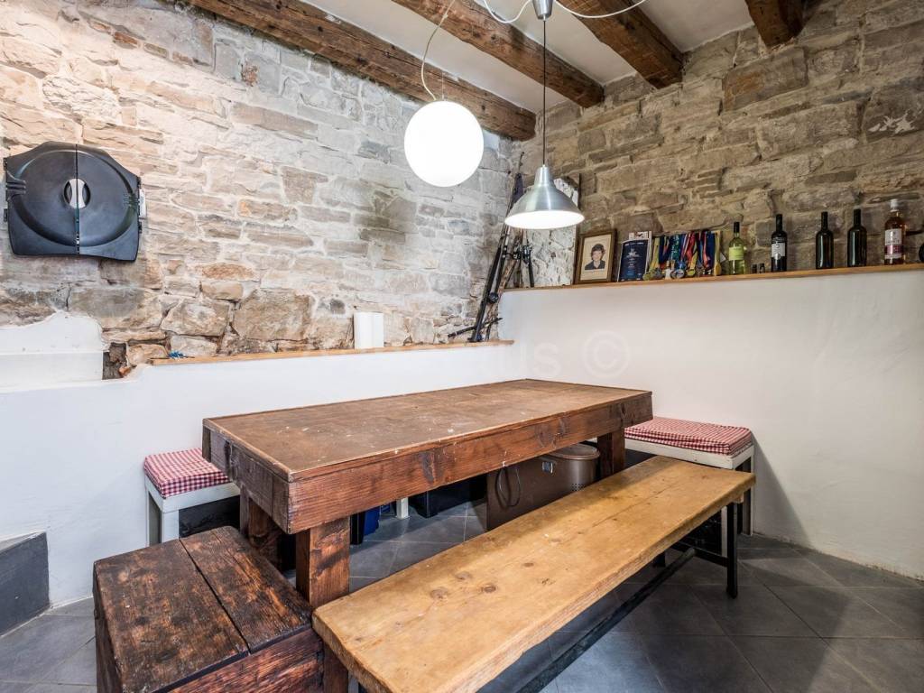 Flat in a building, Sale, Pula, Pula