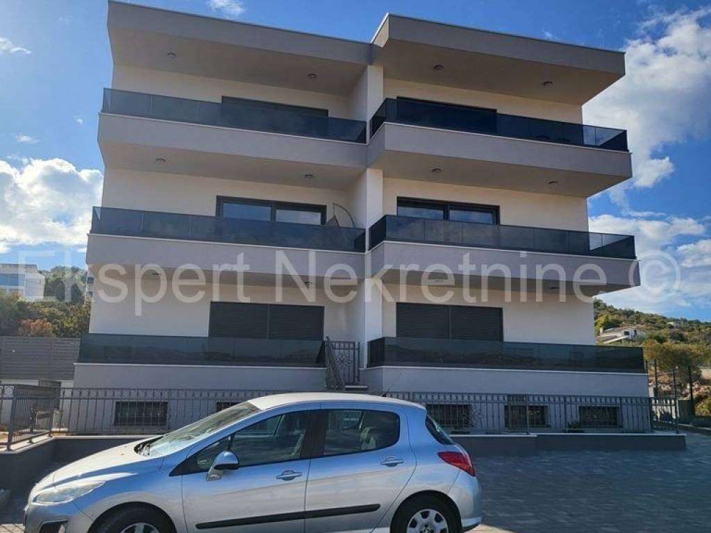 Flat in a new building, Sale, Split - Okolica, Slatine