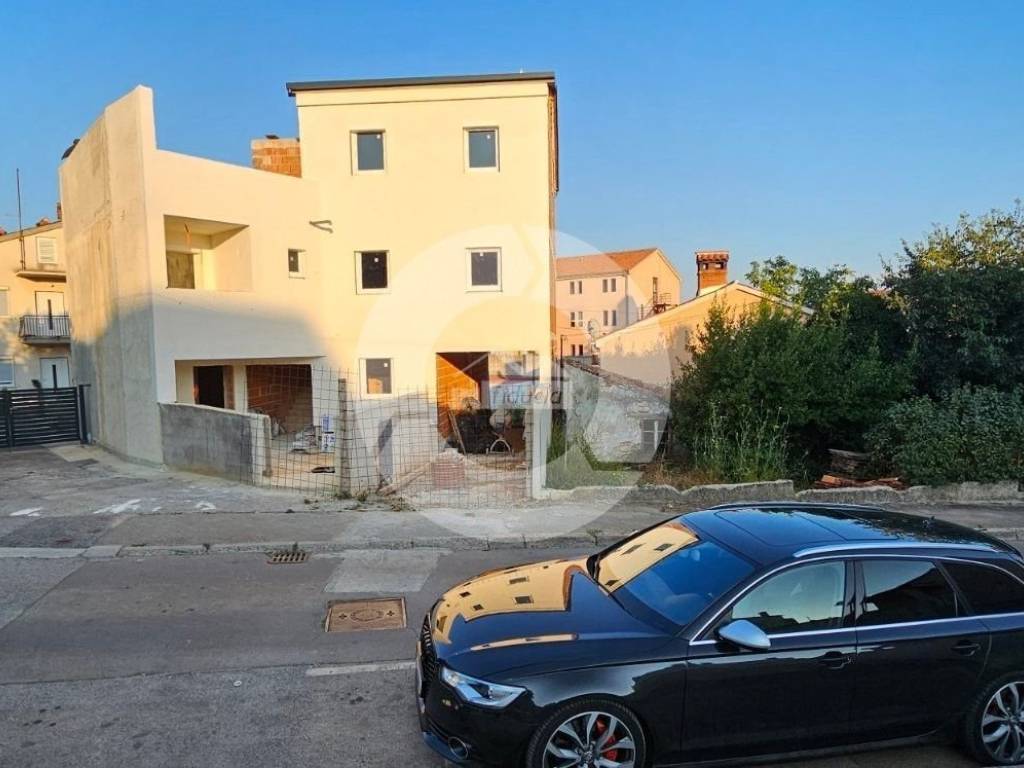 Flat in a new building, Sale, Pula, Pula