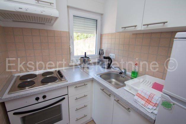 Flat in a building, Sale, Okrug, Okrug Gornji