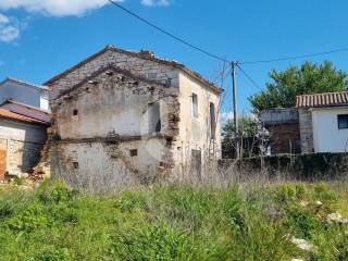 Stone house, Sale, Tinjan, Muntrilj