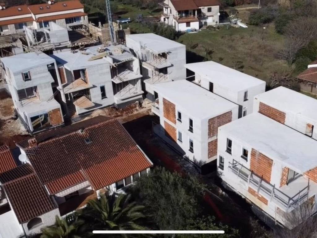 Flat in a new building, Sale, Umag, Umag