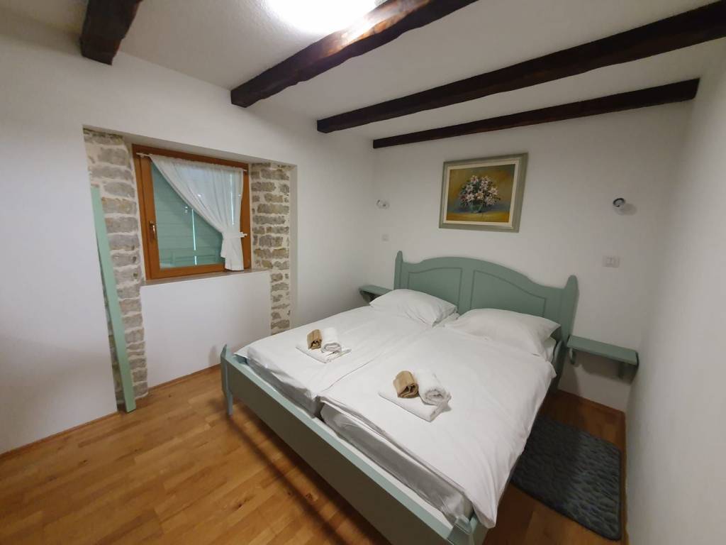 Stone house, Sale, Motovun, Motovun