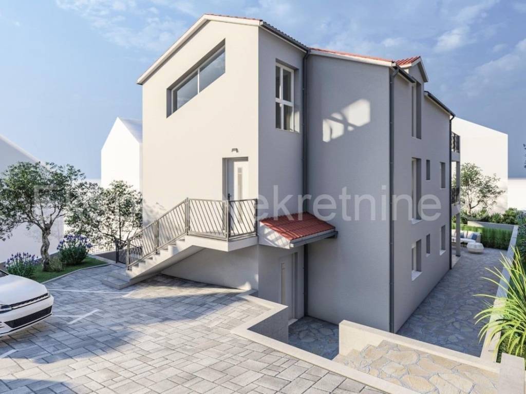 Flat in a new building, Sale, Okrug, Okrug Gornji