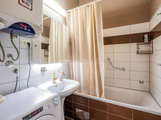 Flat in older building, Sale, Pula, Pula
