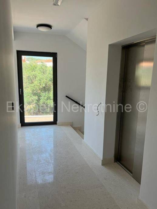 Flat in a new building, Sale, Split - Okolica, Slatine
