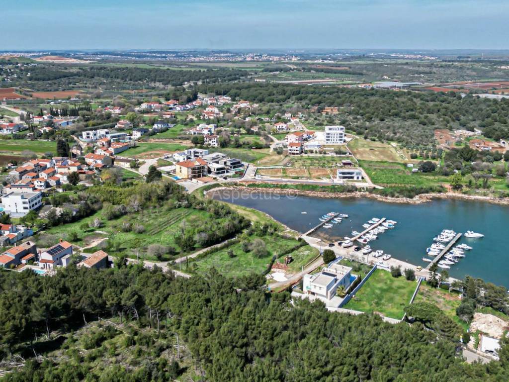 Plot for construction of mixed-use property, Sale, Medulin, Pomer