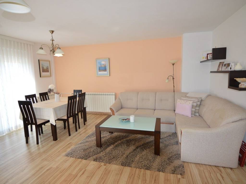 Flat in a building, Sale, Poreč, Poreč