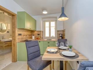 House with apartments, Sale, Vrsar, Vrsar