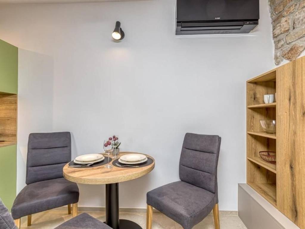 House with apartments, Sale, Vrsar, Vrsar