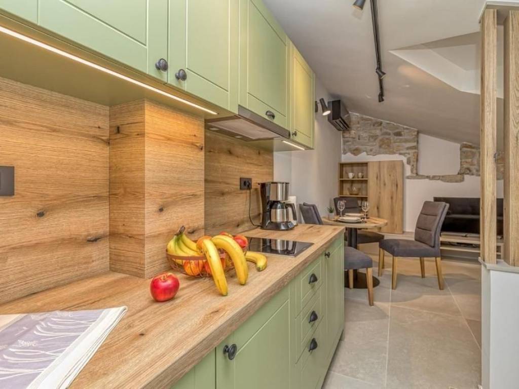 House with apartments, Sale, Vrsar, Vrsar
