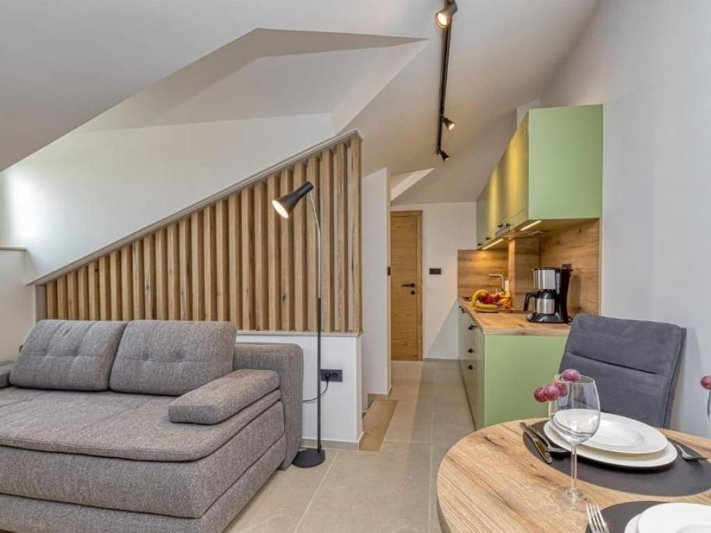 House with apartments, Sale, Vrsar, Vrsar