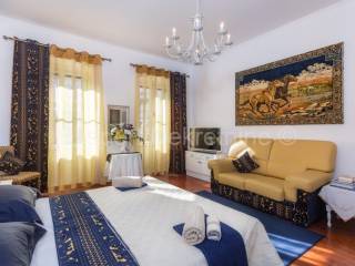 Flat in a building, Sale, Split, Split