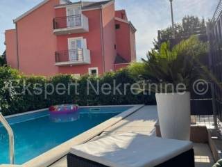 Detached house, Sale, Split, Split