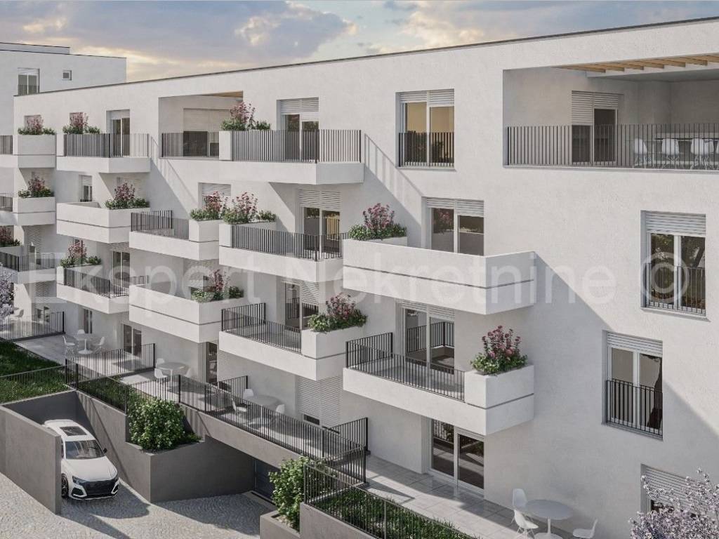 Flat in a new building, Sale, Okrug, Okrug Gornji