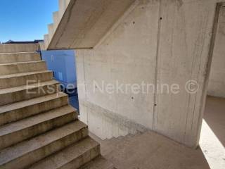 Detached house, Sale, Okrug, Okrug Gornji