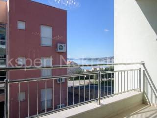 Stan u zgradi, Prodaja, Okrug, Okrug Gornji