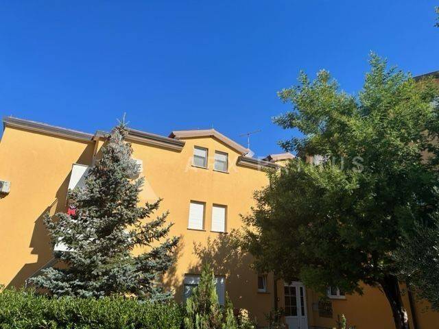 Flat in a building, Sale, Buje, Kaldanija