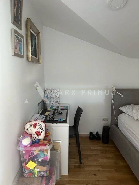 Flat in a building, Sale, Buje, Kaldanija