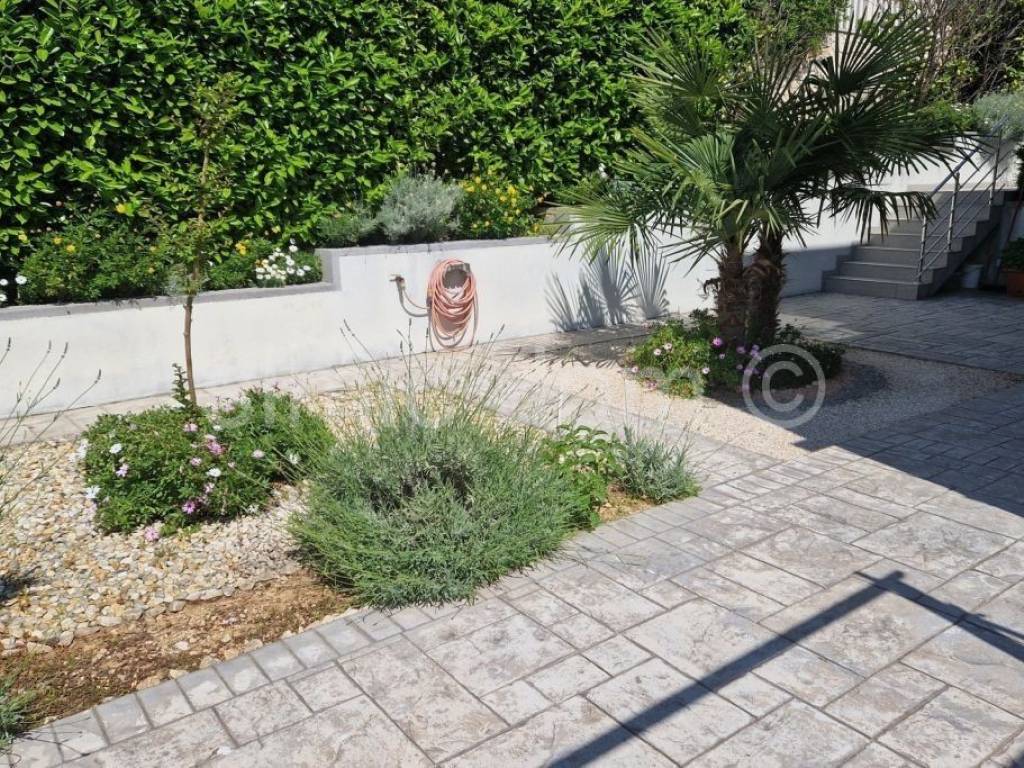 Detached house, Sale, Okrug, Okrug Gornji