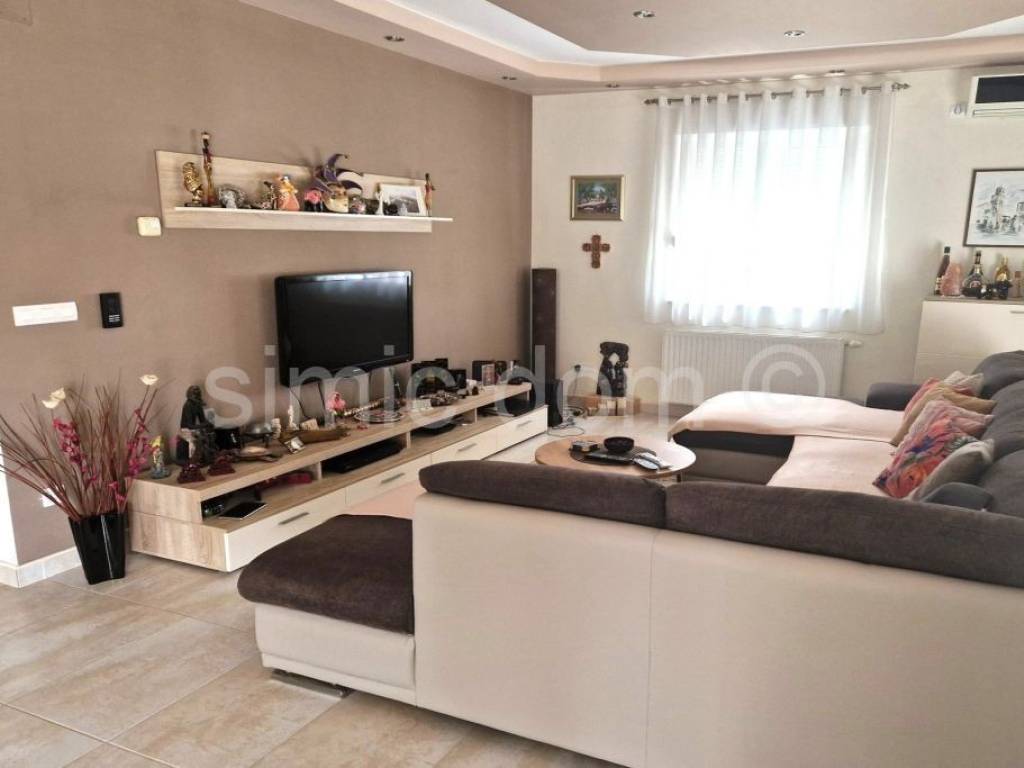 Detached house, Sale, Okrug, Okrug Gornji