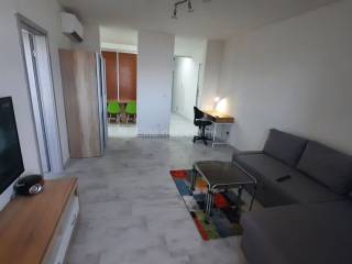 Flat in a building, Sale, Pula, Pula