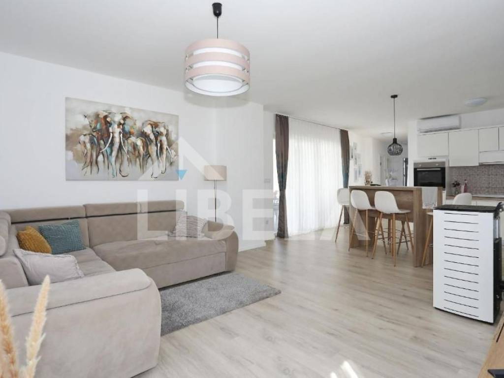 Apartmanska kuca, Prodaja, Pirovac, Pirovac