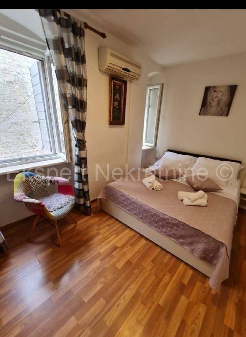 Flat in a building, Sale, Split, Split