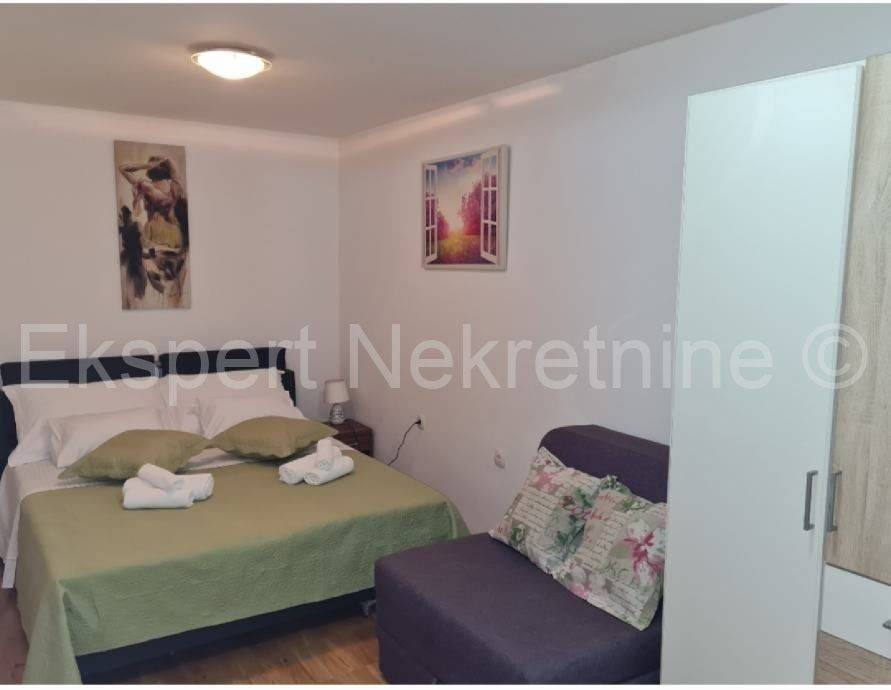Flat in a building, Sale, Split, Split