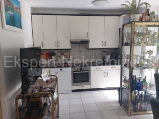 Flat in a building, Sale, Split, Split