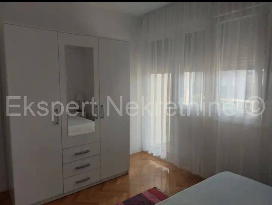 Flat in a building, Sale, Split, Split