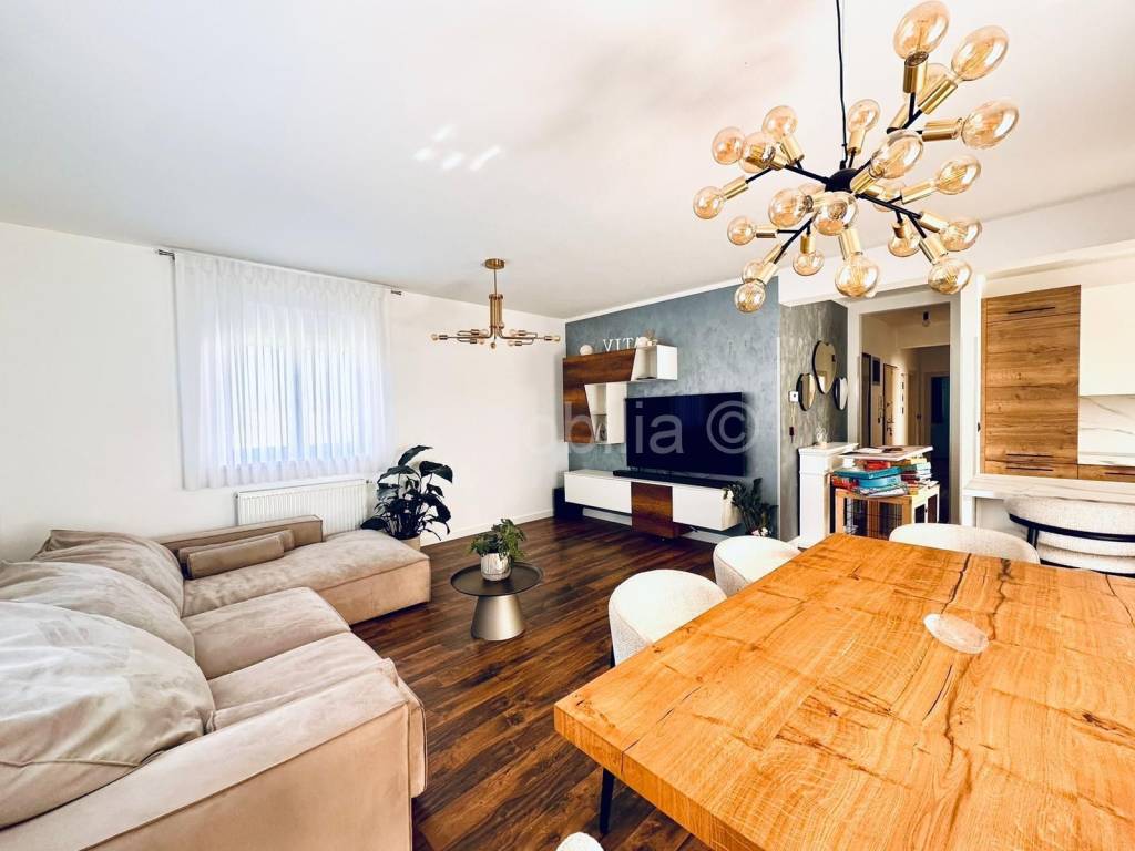Flat in a new building, Sale, Pula, Pula