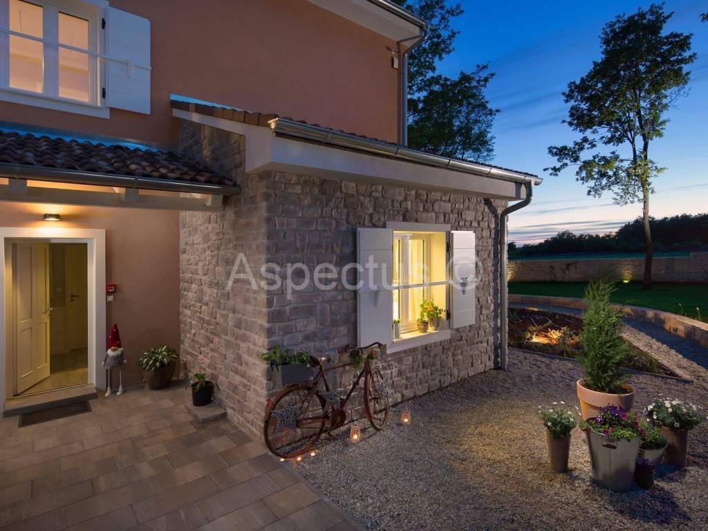 Vila, Prodaja, Svetvincenat, Svetvincenat