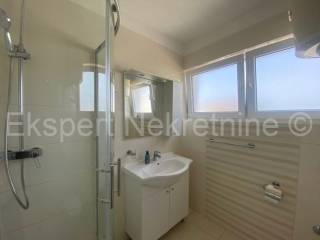 Flat in a building, Rent, Trogir, Saldun