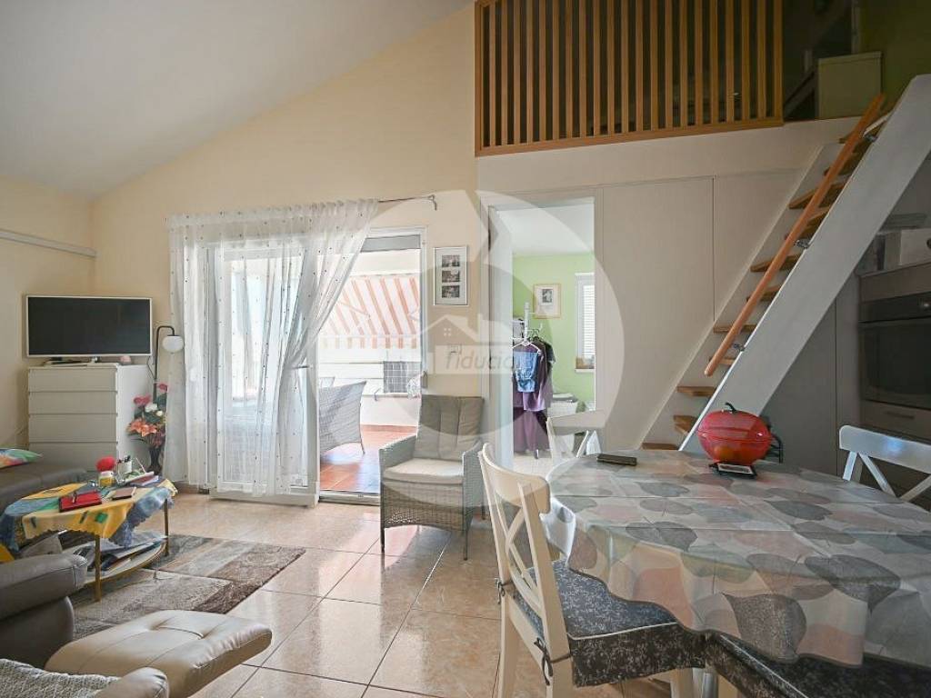 Stan višeetažni, Prodaja, Novigrad, Novigrad