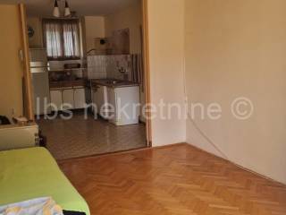 Flat in a building, Sale, Split, Split