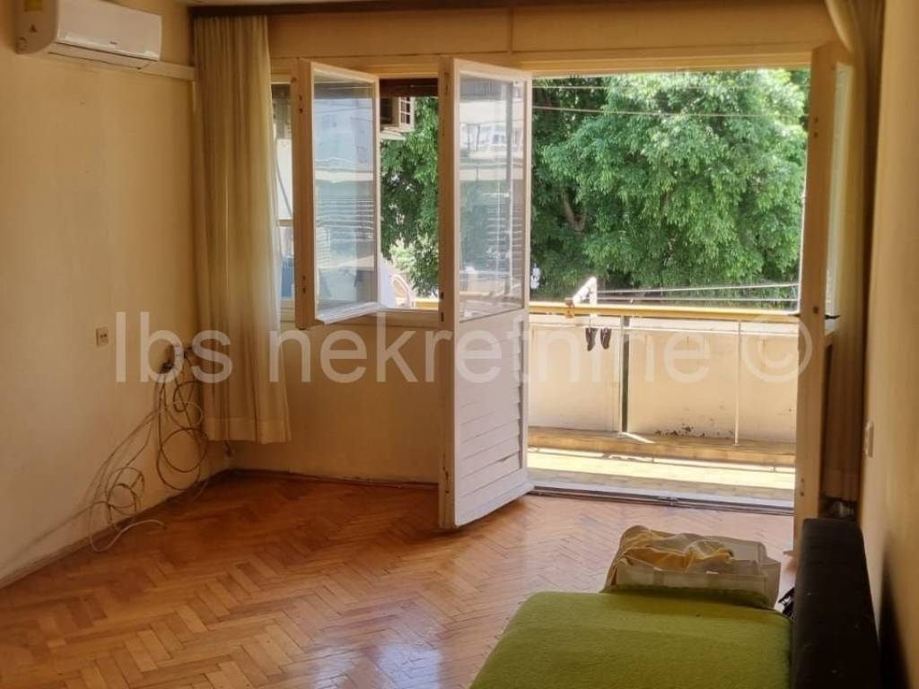 Flat in a building, Sale, Split, Split