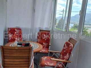 Flat in a house, Sale, Split, Split