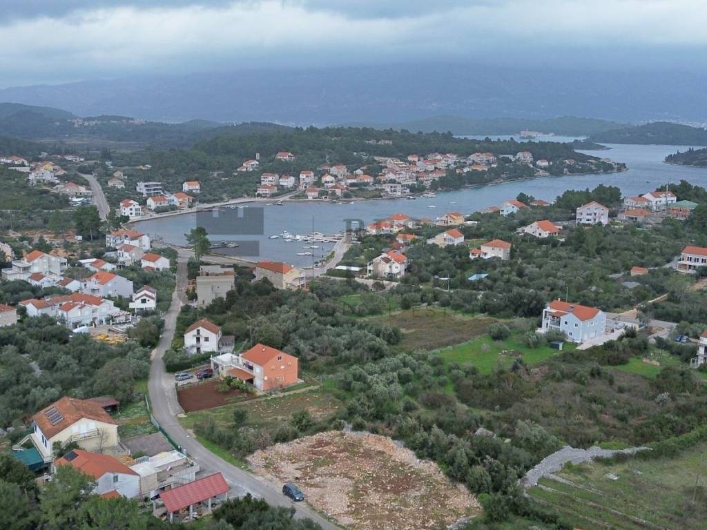 Plot for construction of mixed-use property, Sale, Lumbarda, Lumbarda