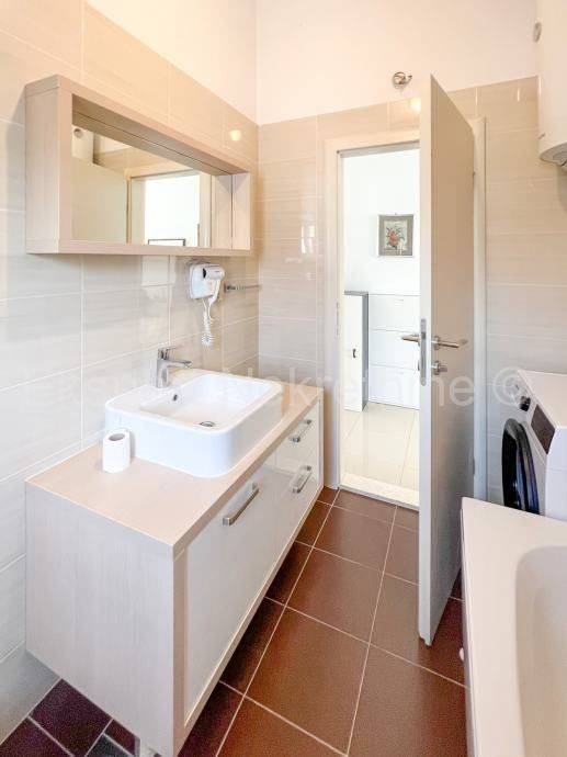 Flat in a new building, Sale, Trogir, Ribola