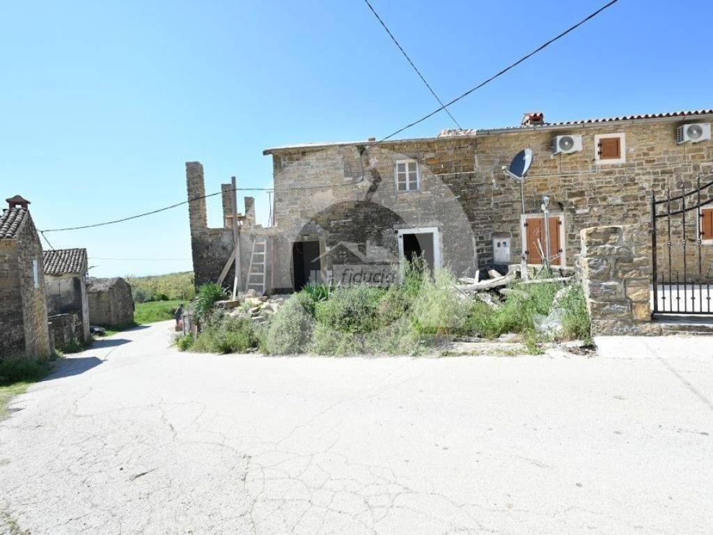 Stone house, Sale, Buje, Buje